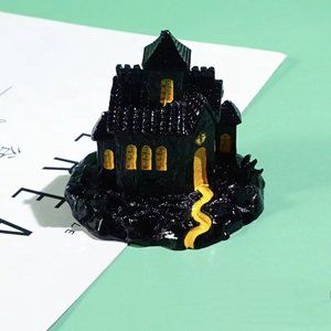 Halloween resin trinkets - simulation house